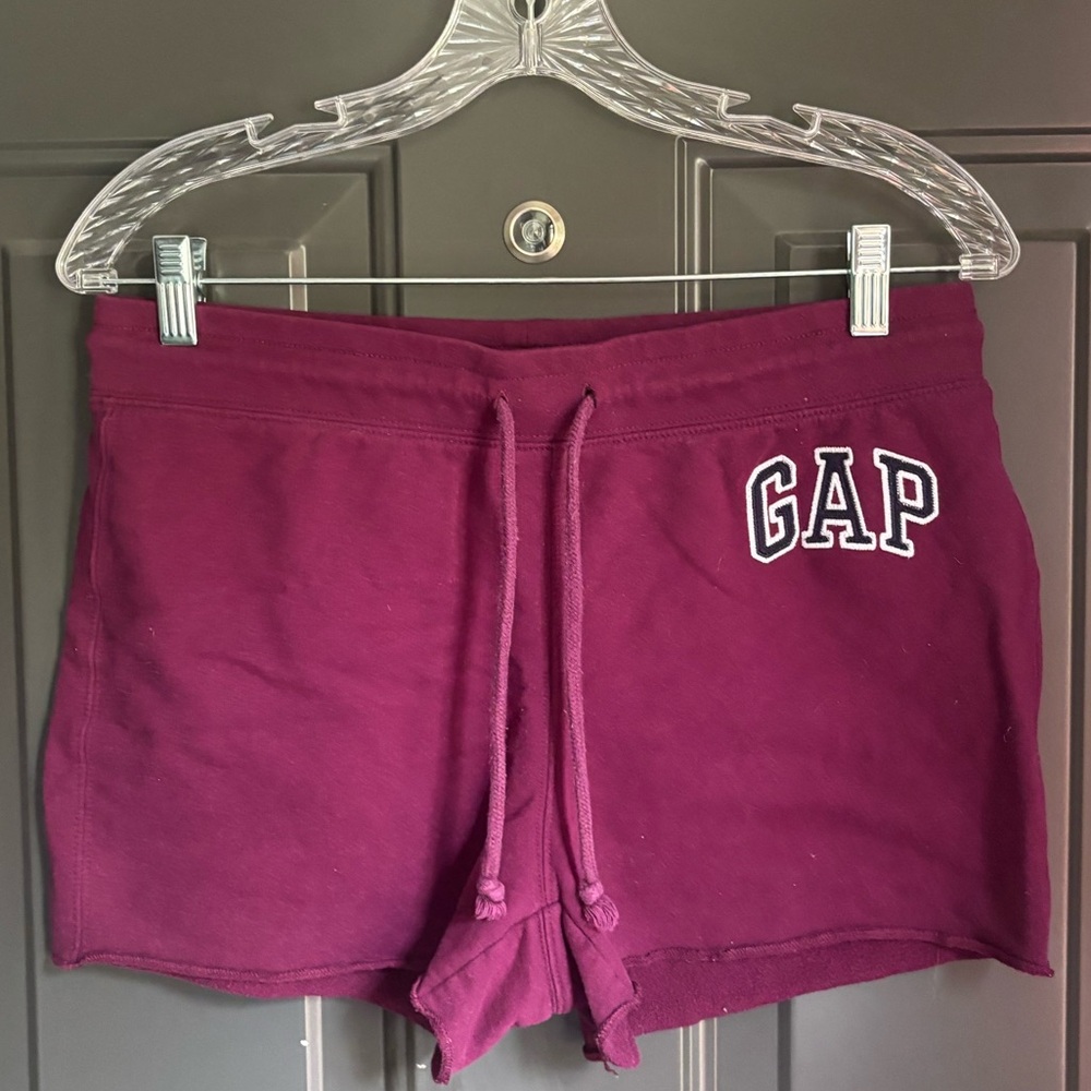 GAP Women's Sweat Shorts in Rich Purple